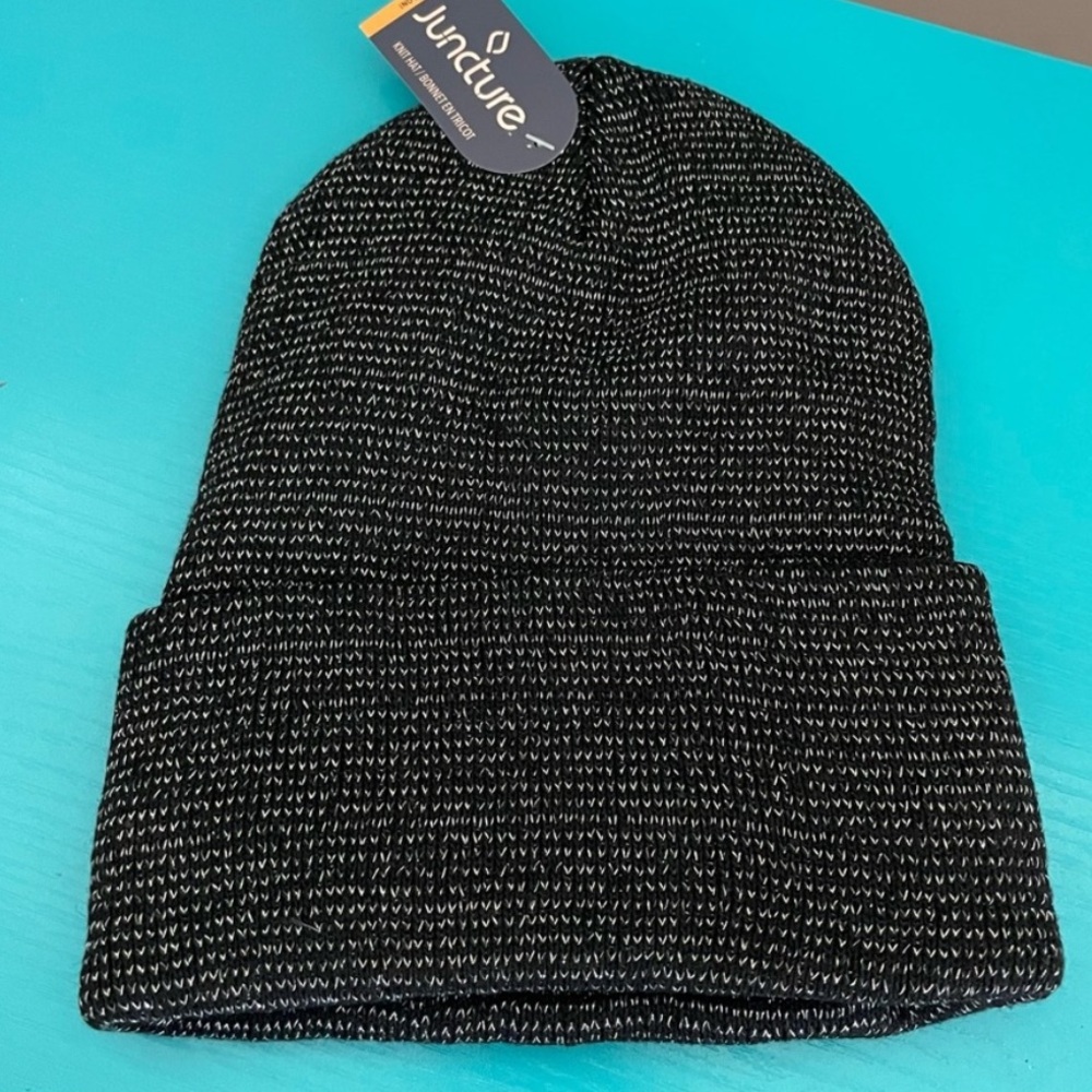 Juncture beanie 🎁 great gift!